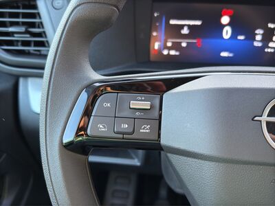 Opel Vivaro Gebrauchtwagen