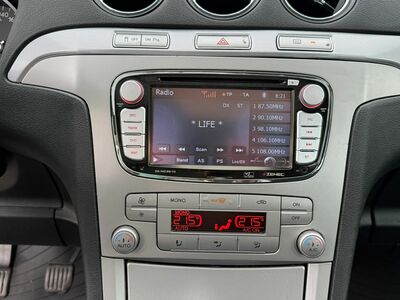 Ford S-MAX Gebrauchtwagen