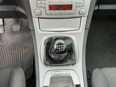 Ford S-MAX Gebrauchtwagen