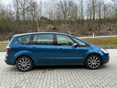 Ford S-MAX Gebrauchtwagen