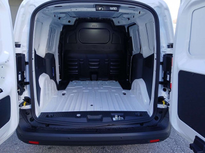 Ford Transit Courier Tageszulassung