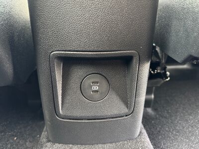 Ford Tourneo Courier Neuwagen