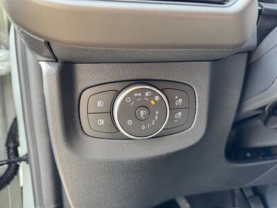 Ford Tourneo Courier Neuwagen