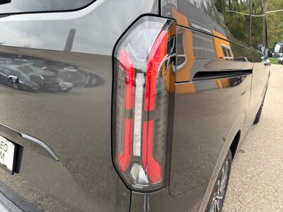 Ford Tourneo Custom Neuwagen