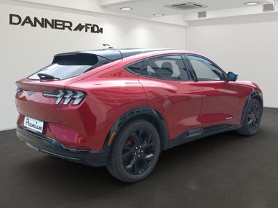 Ford Mustang Mach-E Gebrauchtwagen