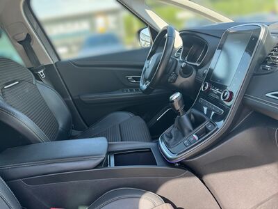 Renault Scénic Gebrauchtwagen