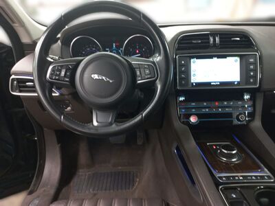 Jaguar F-Pace Gebrauchtwagen Jaguar F-Pace Gebrauchtwagen