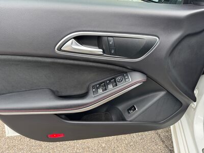 Mercedes-Benz CLA Gebrauchtwagen