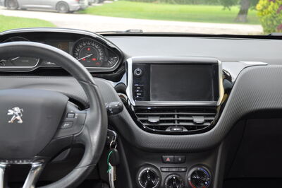 Peugeot 208 Gebrauchtwagen