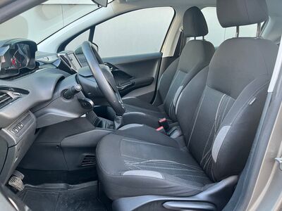 Peugeot 208 Gebrauchtwagen