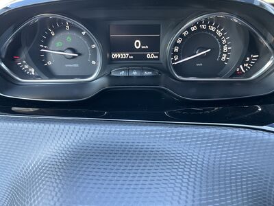 Peugeot 2008 Gebrauchtwagen Peugeot 2008 Gebrauchtwagen