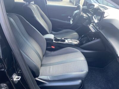 Peugeot 208 Gebrauchtwagen
