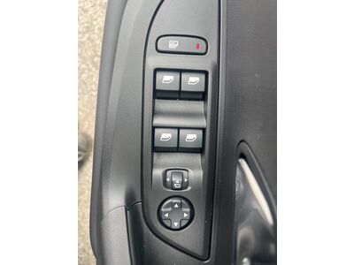 Peugeot 2008 Gebrauchtwagen Peugeot 2008 Gebrauchtwagen