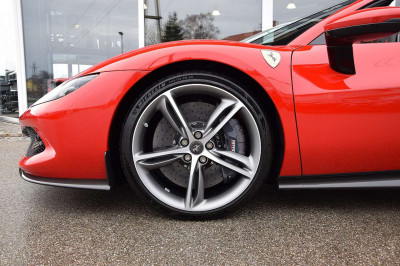 Ferrari 296 Gebrauchtwagen