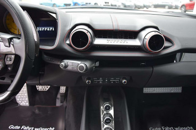 Ferrari 812 Gebrauchtwagen