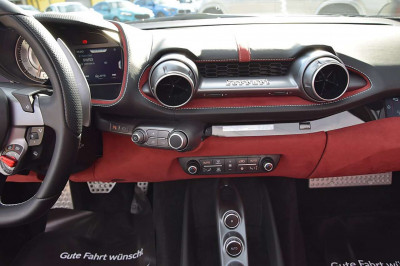 Ferrari 812 Gebrauchtwagen