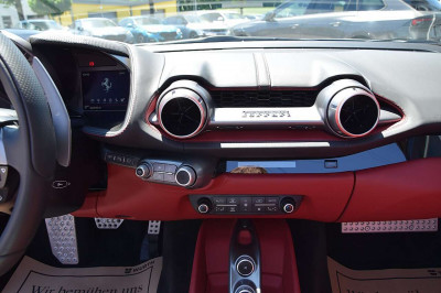 Ferrari 812 Gebrauchtwagen