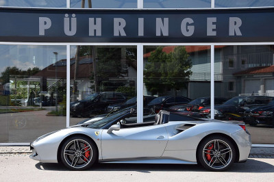 Ferrari 488 Gebrauchtwagen Ferrari 488 Gebrauchtwagen