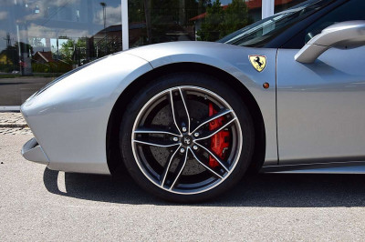 Ferrari 488 Gebrauchtwagen Ferrari 488 Gebrauchtwagen