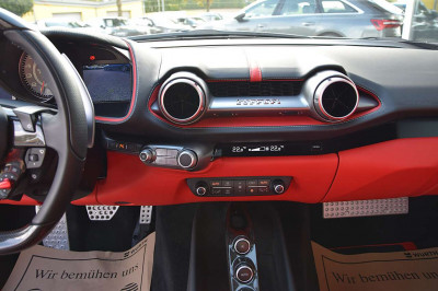 Ferrari 812 Gebrauchtwagen Ferrari 812 Gebrauchtwagen