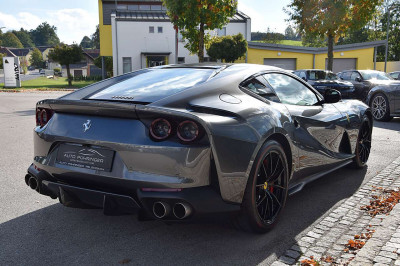 Ferrari 812 Gebrauchtwagen Ferrari 812 Gebrauchtwagen