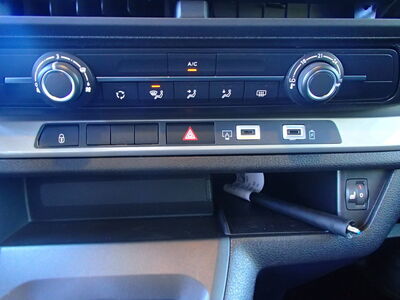 Opel Vivaro Tageszulassung