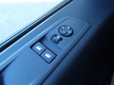 Opel Vivaro Tageszulassung