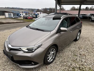 Toyota Auris Gebrauchtwagen