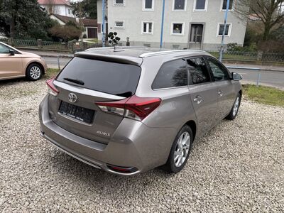 Toyota Auris Gebrauchtwagen