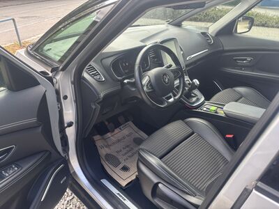 Renault Scénic Gebrauchtwagen Renault Scénic Gebrauchtwagen