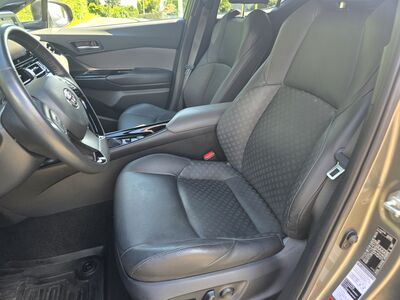 Toyota C-HR Gebrauchtwagen