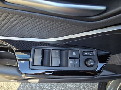 Toyota C-HR Gebrauchtwagen