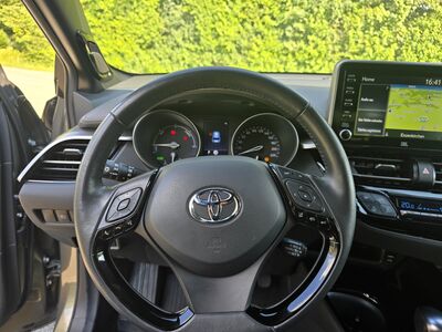 Toyota C-HR Gebrauchtwagen