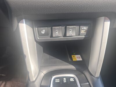 Toyota Corolla Cross Gebrauchtwagen Toyota Corolla Cross Gebrauchtwagen