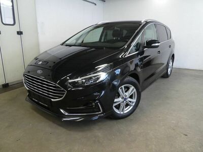 Ford S-MAX Gebrauchtwagen