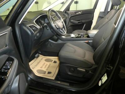 Ford S-MAX Gebrauchtwagen