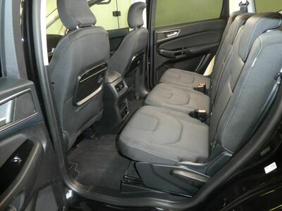 Ford S-MAX Gebrauchtwagen