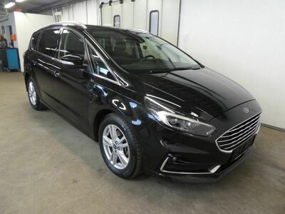 Ford S-MAX Gebrauchtwagen