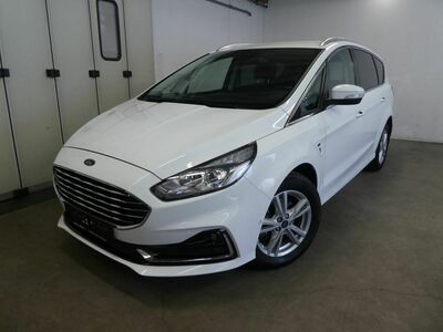 Ford S-MAX Gebrauchtwagen