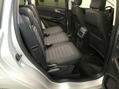 Ford S-MAX Gebrauchtwagen