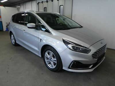 Ford S-MAX Gebrauchtwagen