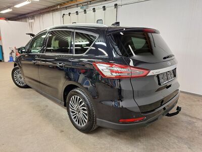 Ford S-MAX Gebrauchtwagen