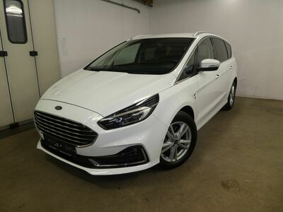 Ford S-MAX Gebrauchtwagen