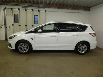 Ford S-MAX Gebrauchtwagen