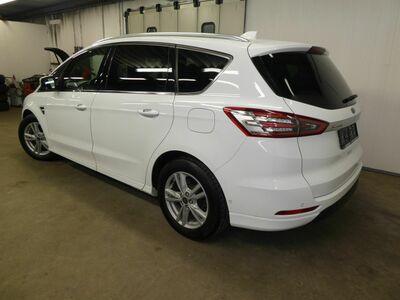 Ford S-MAX Gebrauchtwagen