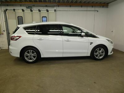 Ford S-MAX Gebrauchtwagen