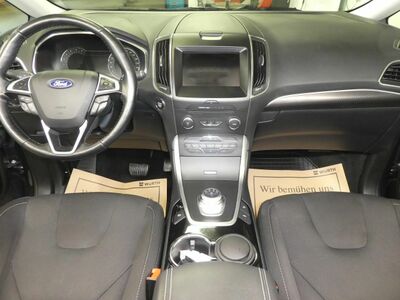 Ford S-MAX Gebrauchtwagen