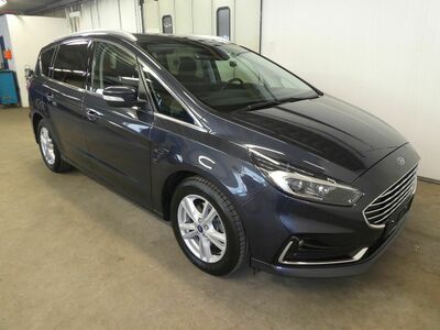 Ford S-MAX Gebrauchtwagen