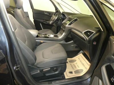 Ford S-MAX Gebrauchtwagen