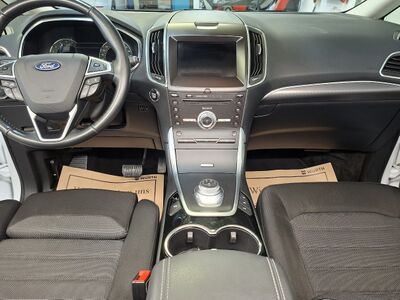 Ford S-MAX Gebrauchtwagen